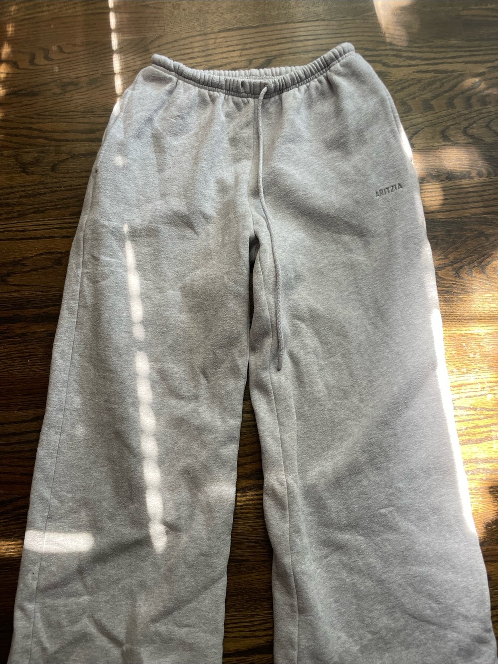 Aritzia Light Gray Sweatpants - Drawstring Elastic Waist
